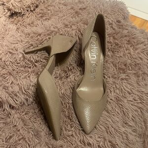 Calvin Klein Beige Textured Pointed D'Orsay Pumps